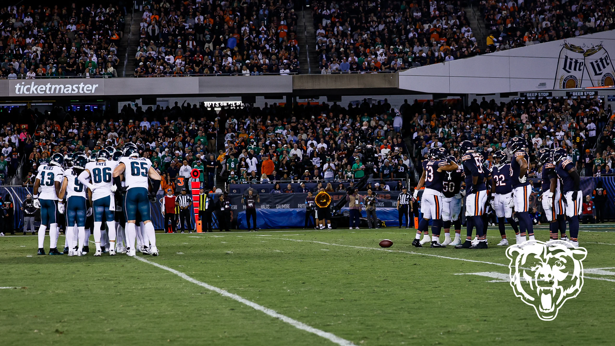Con calma, Caleb: Los Chicago Bears resisten sin Williams